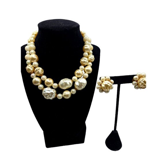 Vintage Baroque Pearl Bead Necklace & Clip Earrings Set Faux Pearl Gold Tone - Picture 1 of 5